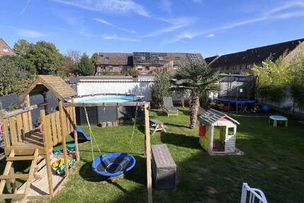 Haus zum Kaufen in Monheim 679.000 € 183 m² 8 zimmer