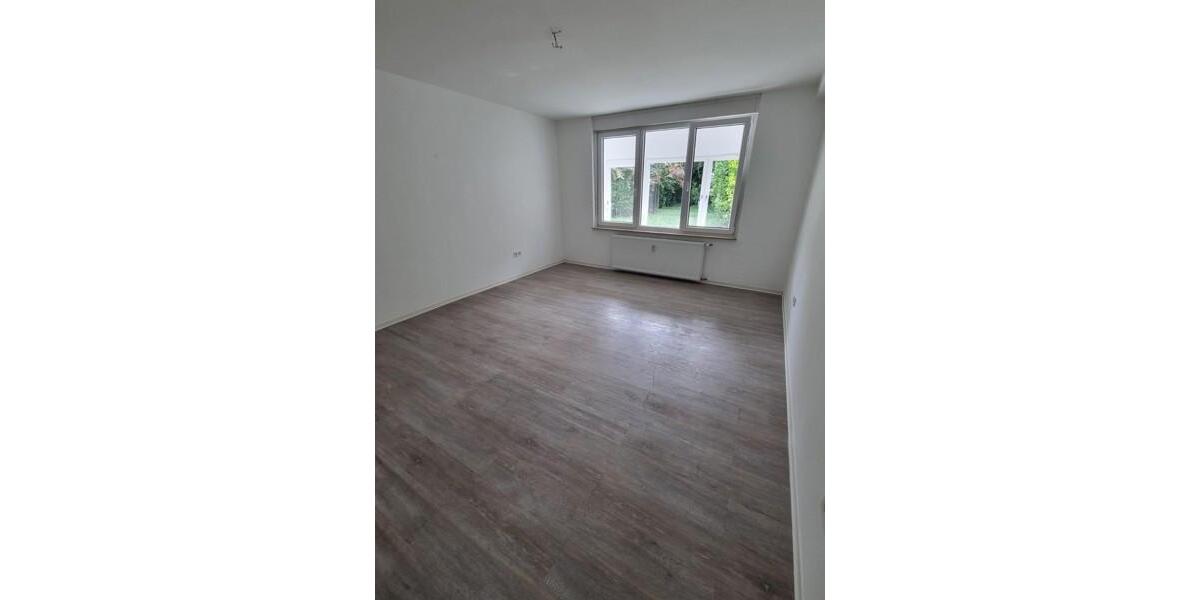 Schicke 2-Zimmer-Wohnung mit Wintergarten und Terrasse im ruhigen Düsseldorf-Angermund 2 zimmer