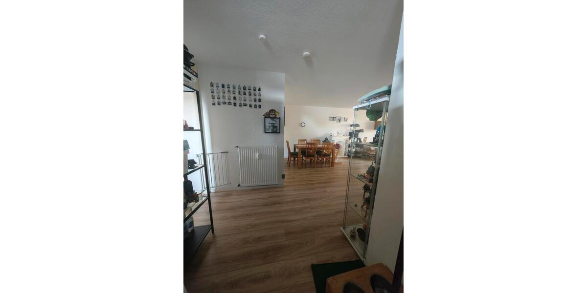 Etagenwohnung Korschenbroich - 3 Zimmer, 100 m&sup2;, 239.000&euro; | Angebot:26946331