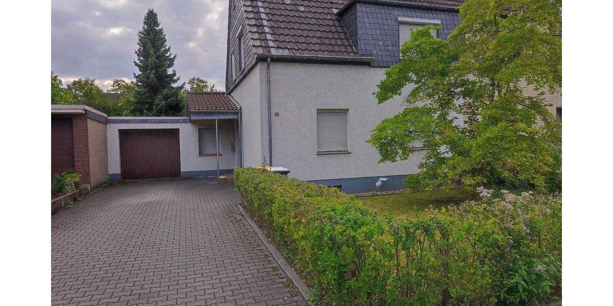 Doppelhaushälfte in Duisburg-Buchholz (privater Anbieter) 5 zimmer