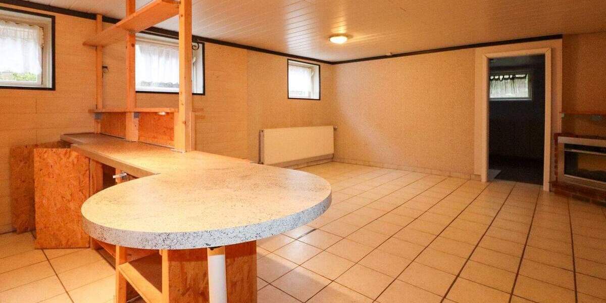 Etagenwohnung Grevenbroich Wevelinghoven - 3 Zimmer, 100 m&sup2;, 249.000&euro; | Angebot:25744160