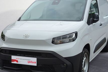 Toyota Proace City 3.562 km 23.480 &euro; Hilden 40721