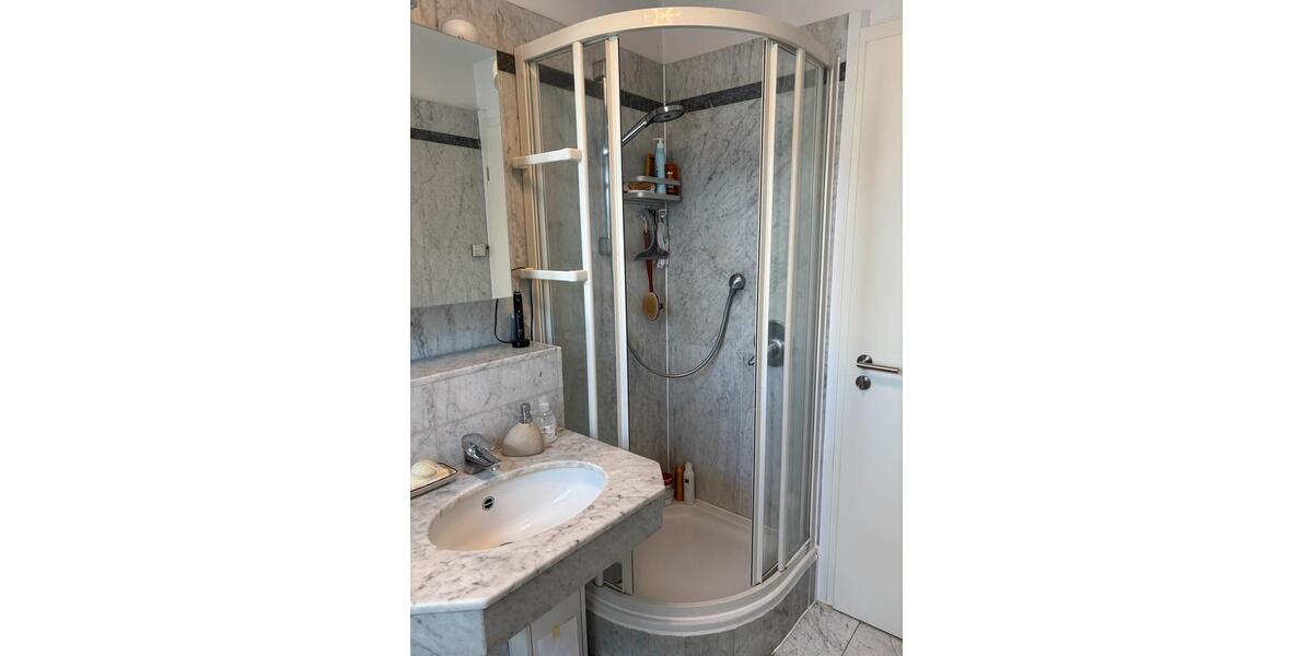 Erdgeschoßwohnung Solingen Ohligs - 2 Zimmer, 65 m&sup2;, 1.100&euro; | Angebot:25709798