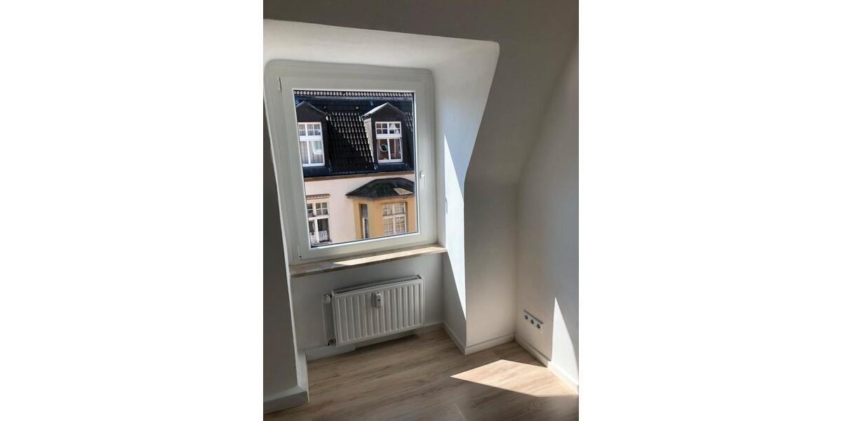 Eigentumswohnung mit Balkon und Blick auf die Nordbahntrasse 3 zimmer