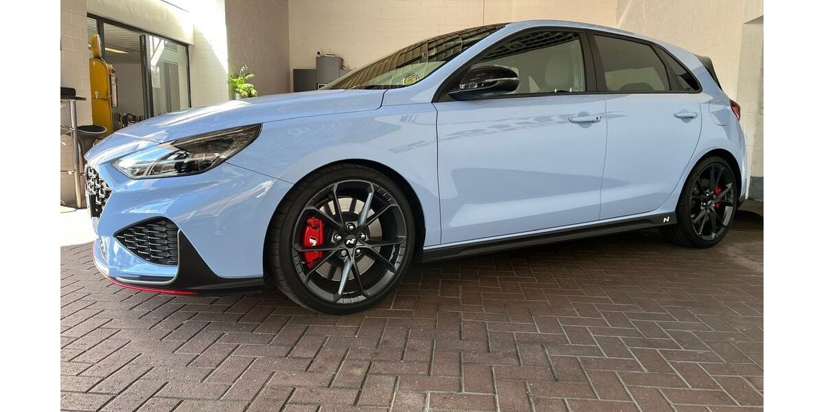 Hyundai i30 21.500 km 33.990 &euro; Moers 47441