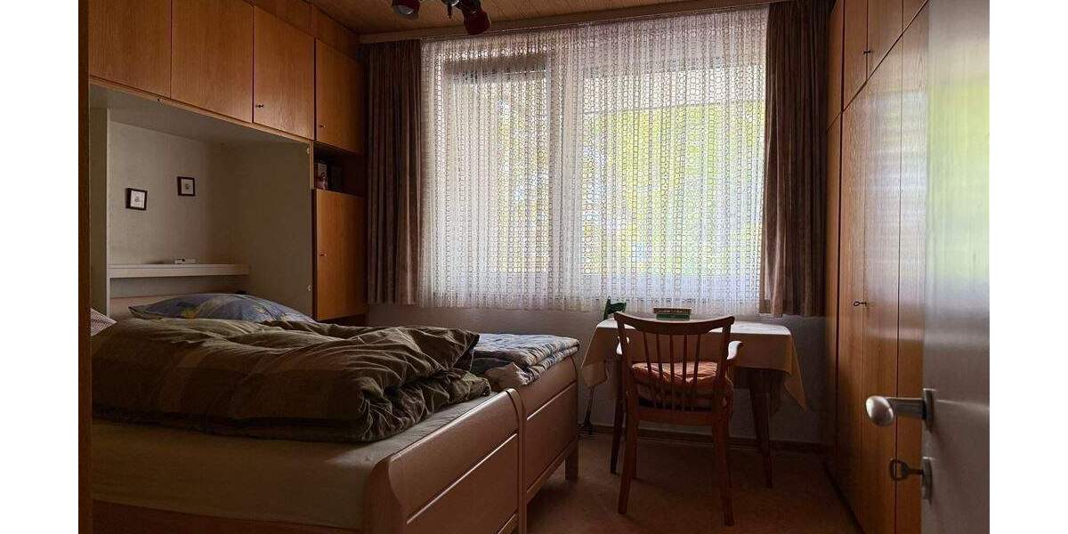 Charmante, freie, 3-Zimmer-Wohnung mit viel Potential in ruhiger, grüner Lage! 3 zimmer