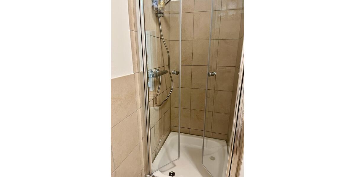 Dachgeschoßwohnung Düsseldorf Stadtbezirk 8 - 2 Zimmer, 56 m&sup2;, 1.300&euro; | Angebot:25392994