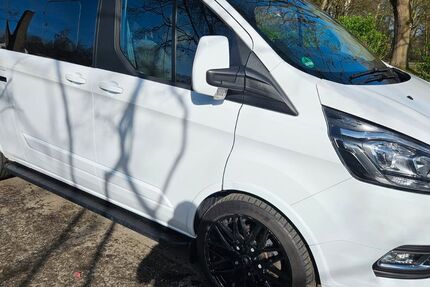 Ford Tourneo Custom 78.000 km 31.900 &euro; Neuss 41462