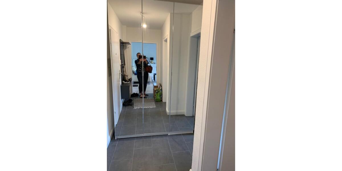 Helle Wohnung inkl. Küche im Mietpreis sowie Balkon ins Grüne 1 zimmer