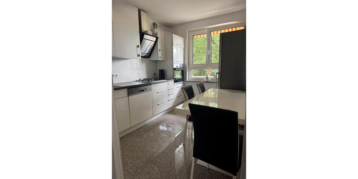 Etagenwohnung Krefeld Dießem - 3 Zimmer, 83 m&sup2;, 205.000&euro; | Angebot:26993468