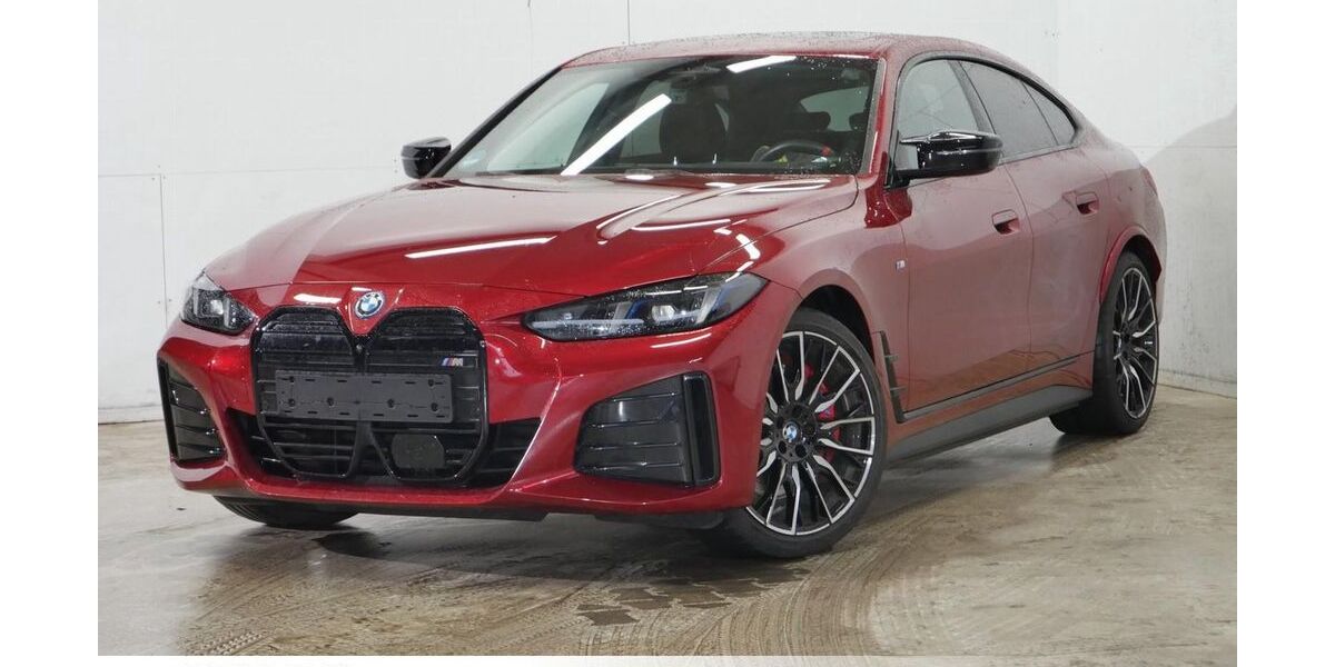 BMW i4 26.300 km 54.999 &euro; Meerbusch 40668