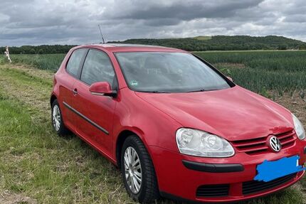 VW Golf 186.000 km 2.400 &euro; Neukirchen Vluyn 47506