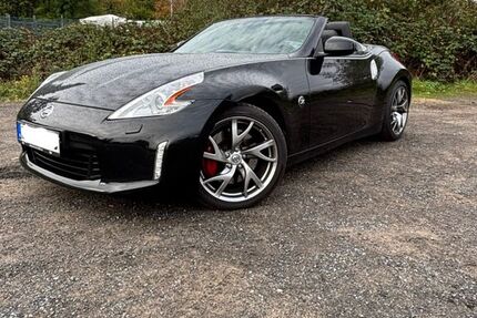 Nissan 370Z 108.000 km 20.999 € Duisburg 47269