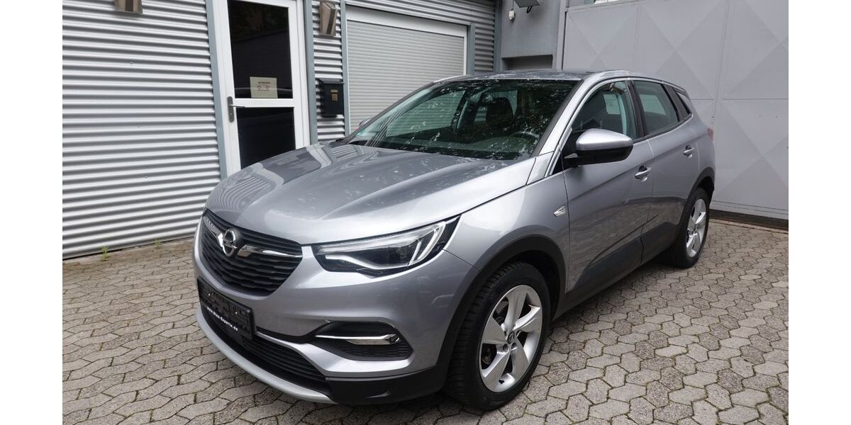 Opel Grandland (X) 118.000 km 12.999 &euro; Düsseldorf 40231