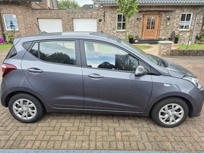 Hyundai i10 24.000 km 9.999 € Dormagen 41539