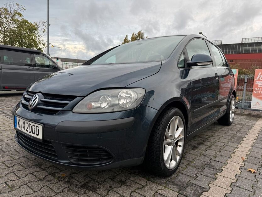 VW Golf Plus 155.864 km 3.900 € Köln 50674