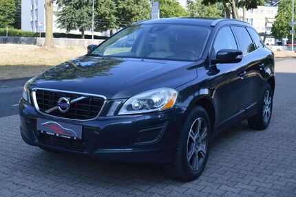 Volvo XC60 217.000 km 7.990 &euro; Mülheim an der Ruhr 45473