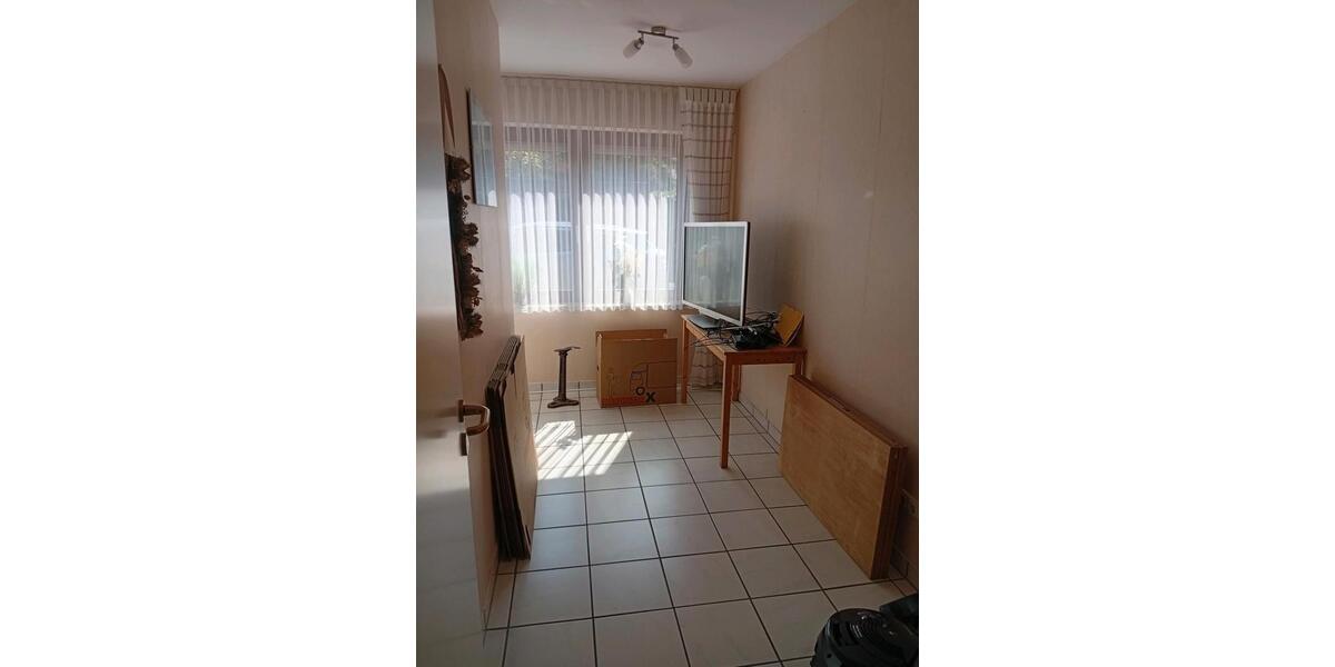 Erdgeschoßwohnung Moers - 3 Zimmer, 82 m&sup2;, 230.000&euro; | Angebot:26503717