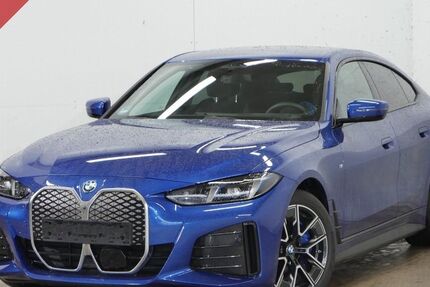 BMW i4 27.669 km 54.950 &euro; Mülheim 45472