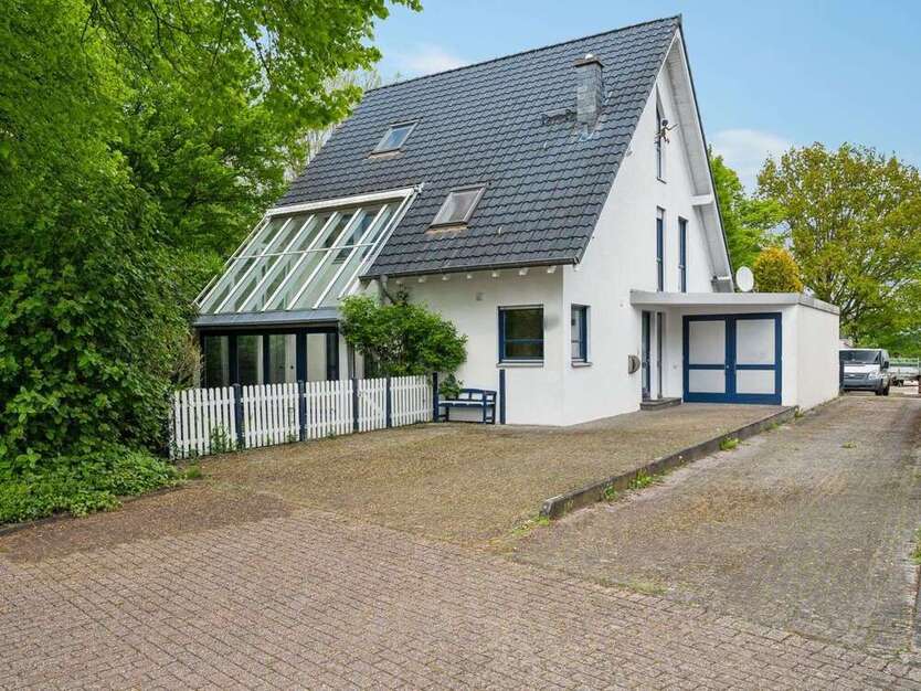 Haus zum Kaufen in Viersen 590.000 € 195 m²