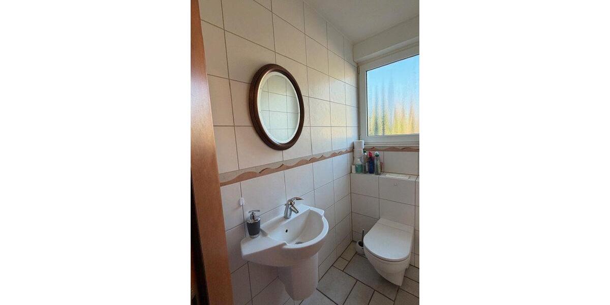 Reihenhaus Kaarst - 4.5 Zimmer, 129 m&sup2;, 1.880&euro; | Angebot:26406097