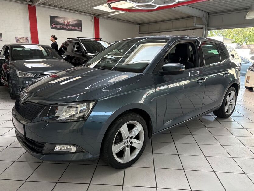 Skoda Fabia 75.000 km 9.400 € Leverkusen 51371