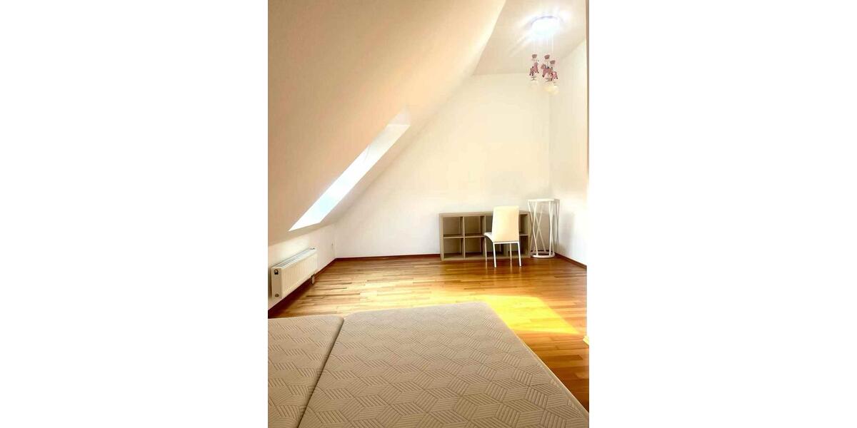 Reihenhaus Neuss Furth-Mitte - 4 Zimmer, 176 m&sup2;, 2.300&euro; | Angebot:26126577
