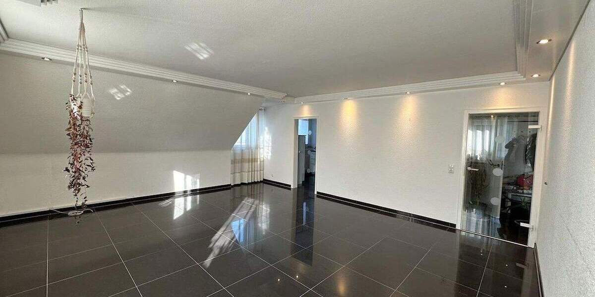 Etagenwohnung Kaarst Holzbüttgen - 3 Zimmer, 95 m&sup2;, 269.000&euro; | Angebot:25782119