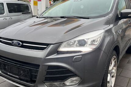 Ford Kuga 122.000 km 7.900 &euro; Bedburg 50181