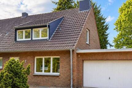 Haus Krefeld Oppum - 5 Zimmer, 130 m&sup2;, 535.000&euro; | Angebot:26917344