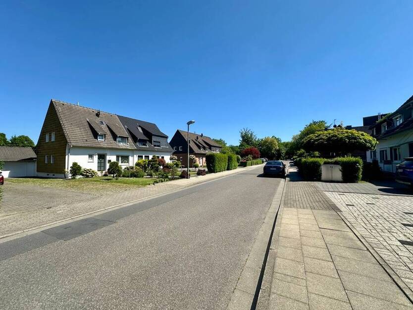 Zweifamilienhaus auf großem Erbpachtgrundstück in Essen-Überruhr sucht neue Eigentümer!