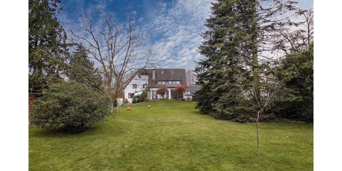 Haus zum Kaufen in Ratingen 750.000 € 229.5 m² 6.5 zimmer