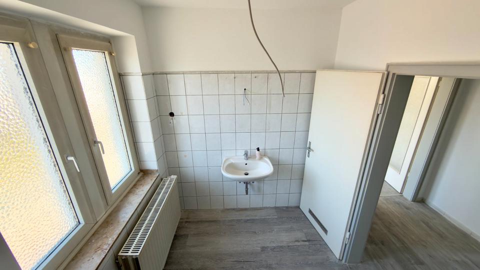 Etagenwohnung Solingen Burg - 2 Zimmer, 55 m&sup2;, 715&euro; | Angebot:26060182