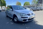 VW Golf Trendline / Klima / Schiebedach / ZV 185.000 km 2.490 € Mönchengladbach 41066