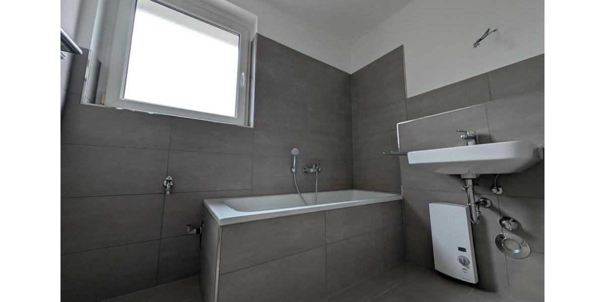 +++ Wir modernisieren - 3 Raumwohnung mit Balkon und Wannenbad in Angerhausen +++ 3 zimmer