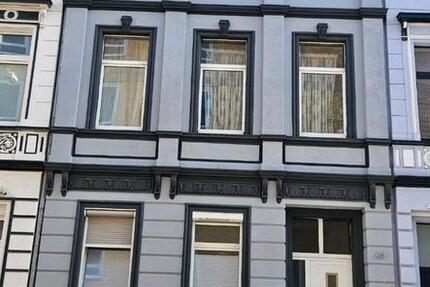 Haus Krefeld - 14 Zimmer, 250 m&sup2;, 450.000&euro; | Angebot:25721385