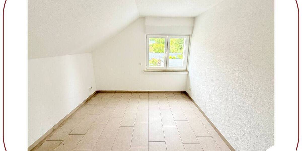 Etagenwohnung Leichlingen - 4 Zimmer, 117 m&sup2;, 1.230&euro; | Angebot:26908726