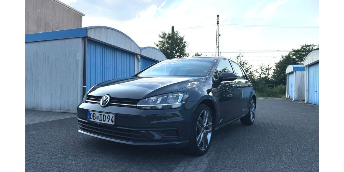 VW Golf 117.000 km 14.800 &euro; Oberhausen 46045