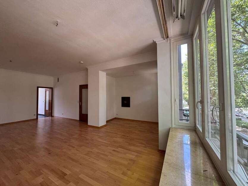 Wohnung zum Kaufen in Düsseldorf 520.000 € 130 m²