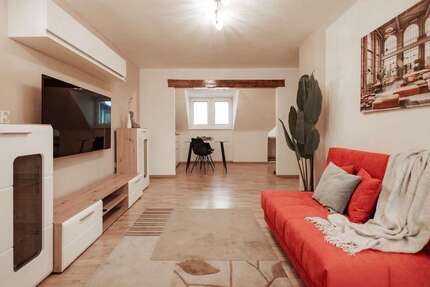 Wohnung Neuss Innenstadt - 2.5 Zimmer, 67 m&sup2;, 1.000&euro; | Angebot:26856457