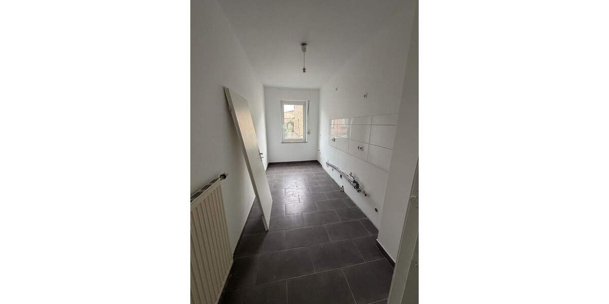 Etagenwohnung Duisburg Mittelmeiderich - 3 Zimmer, 61 m&sup2;, 500&euro; | Angebot:25736815