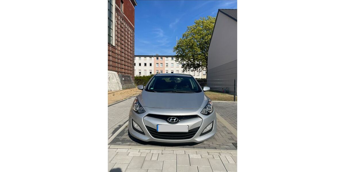 Hyundai i30 153.400 km 5.190 &euro; Viersen 41751