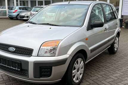 Ford Fusion 143.709 km 2.450 &euro; Duisburg 47178