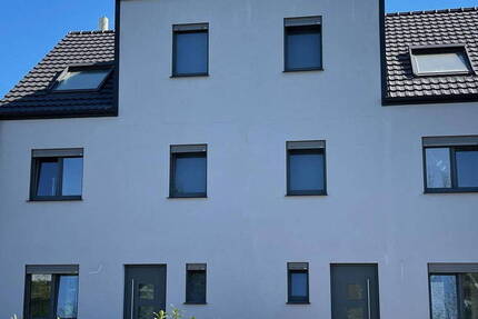 Neubau- Einfamilienhau in Köln Merkenich zu vermieten - Energieeffizient & hochwertig