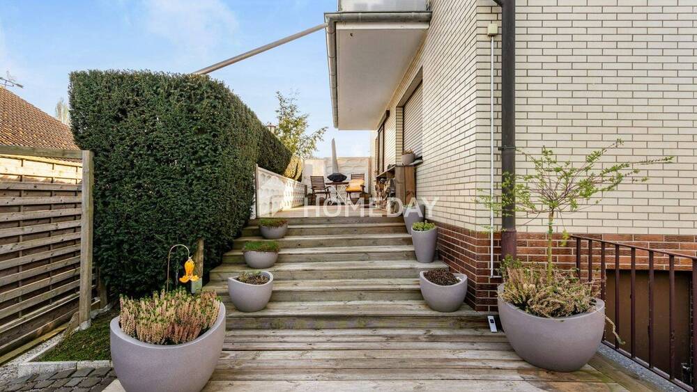 Großzügiges EFH mit Einliegerwohnung, traumhaftem Grundstück & vielseitigem Nutzungspotenzial 7 zimmer