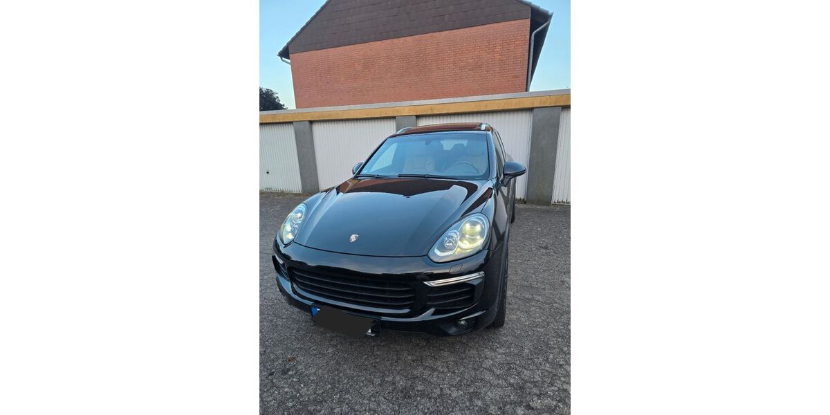Porsche Cayenne 183.500 km 24.999 &euro; Krefeld 47807