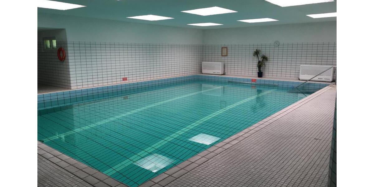 Helle 4 ZKB mit EBK, 2 Balkonen, Tageslichtbad, Tiefgaragenstellp 4 zimmer