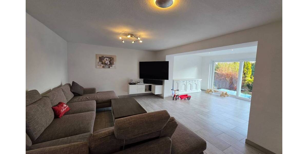 Mehrfamilienhaus, Wohnhaus Velbert Kostenberg - 9 Zimmer, 259 m&sup2;, 650.000&euro; | Angebot:25733904