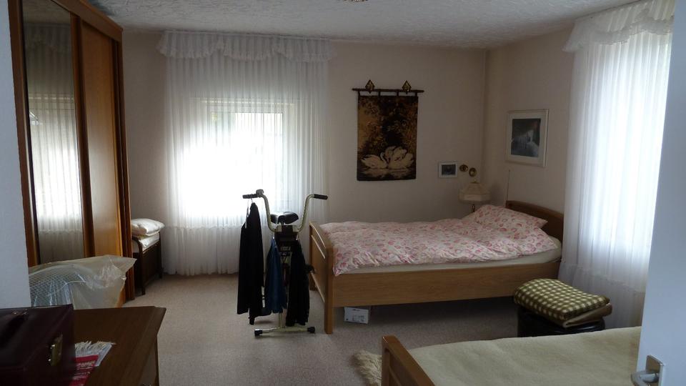 Etagenwohnung Leverkusen Bergisch Neukirchen - 3 Zimmer, 98 m&sup2;, 230.000&euro; | Angebot:26164463