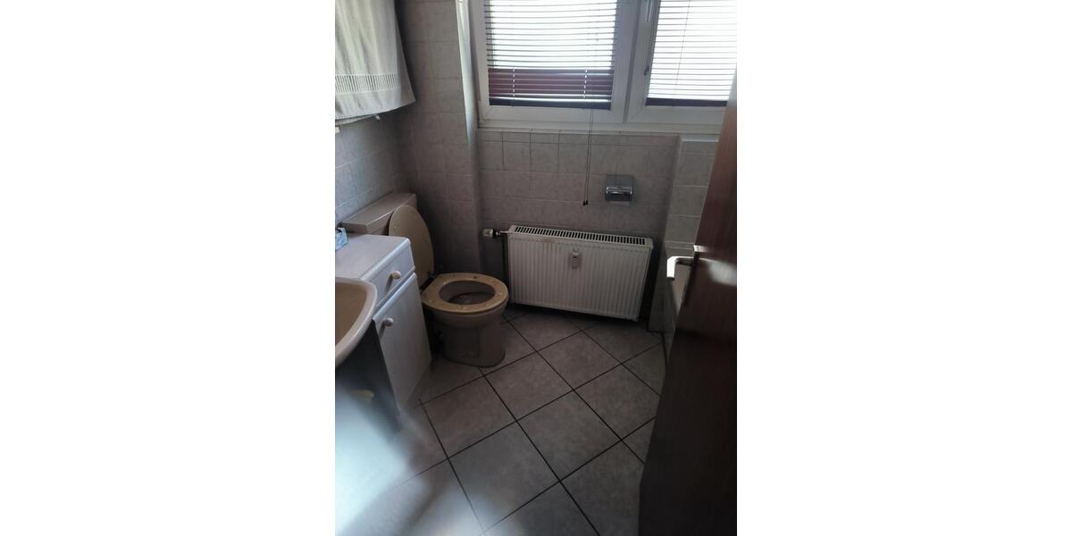 Erdgeschoßwohnung Düsseldorf Stadtbezirk 2 - 1 Zimmer, 48 m&sup2;, 650&euro; | Angebot:25591760